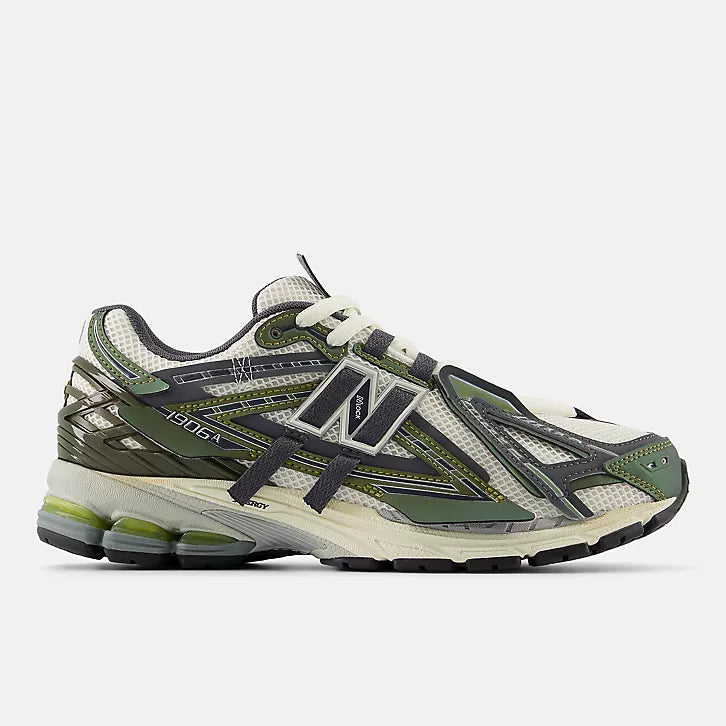 NEW BALANCE 1906A