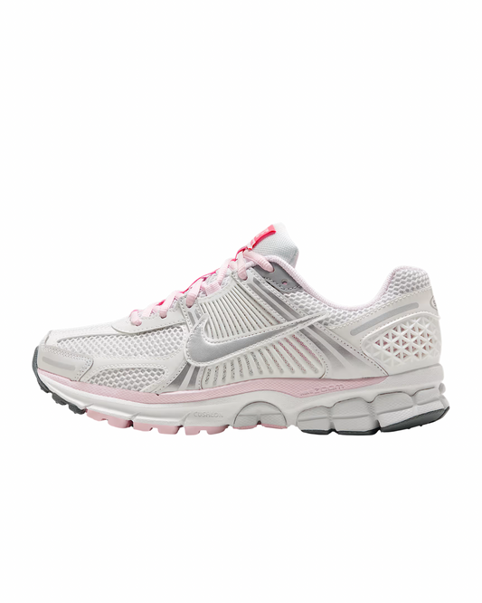 NIKE VOMERO 5